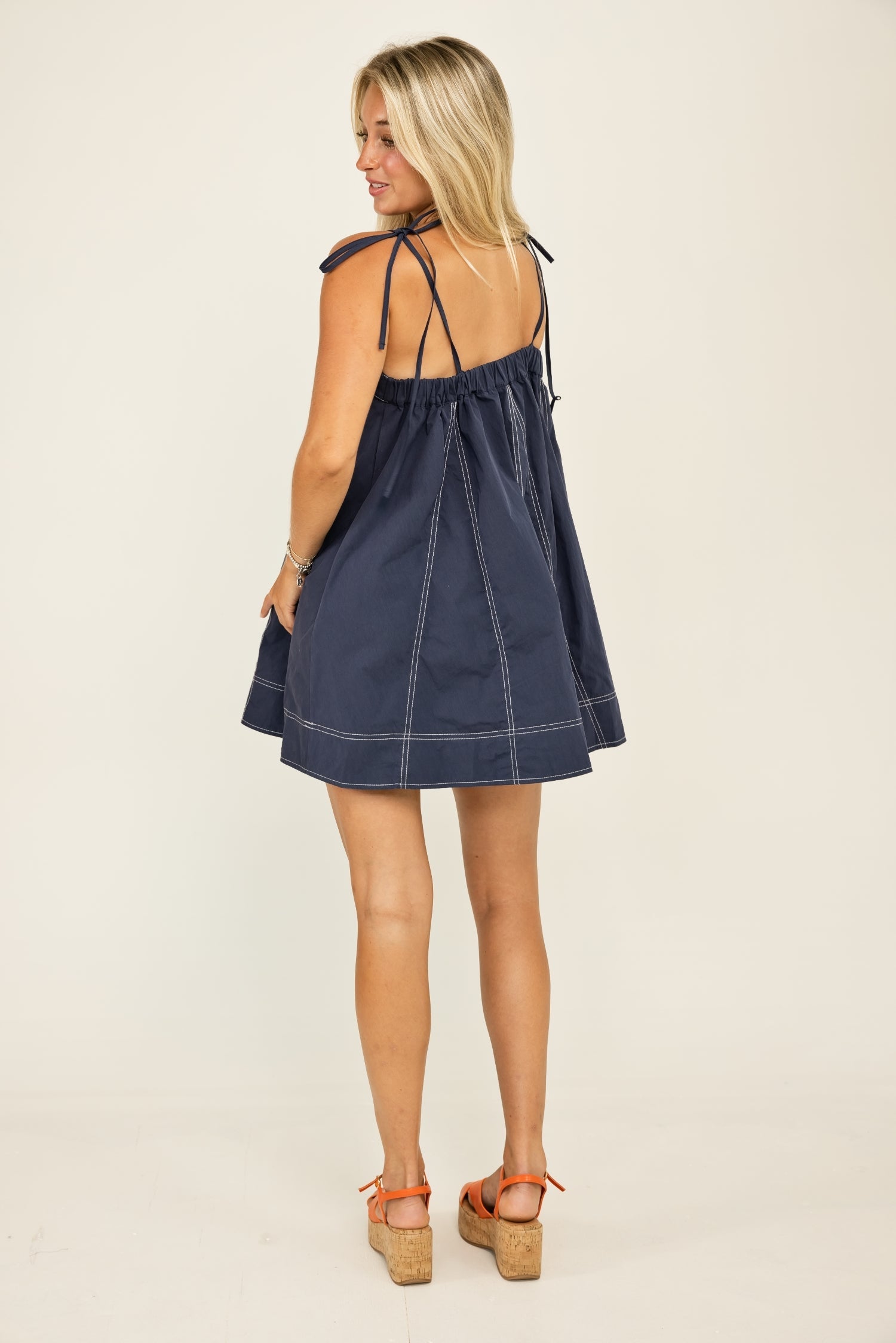 #color_Navy