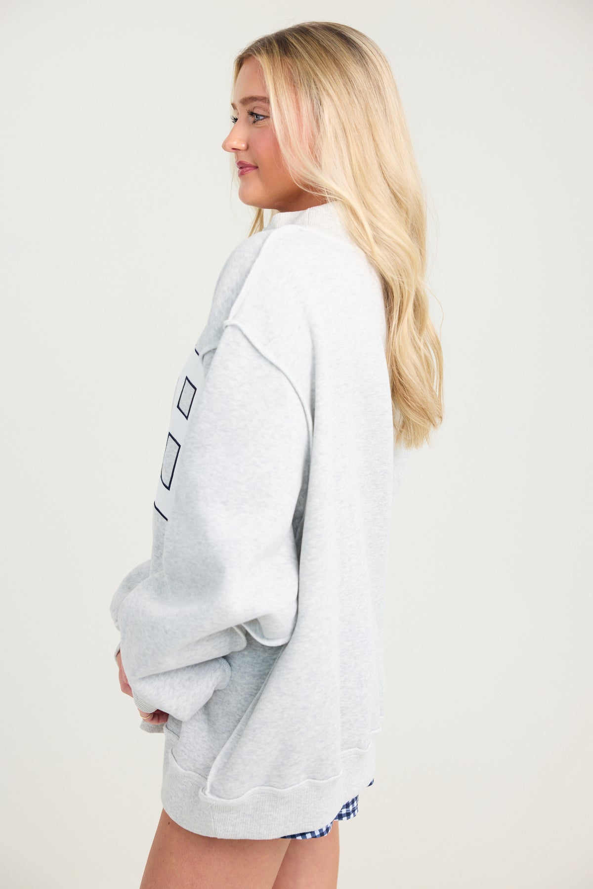 The AUB Embroidered Mock Neck Sweatshirt