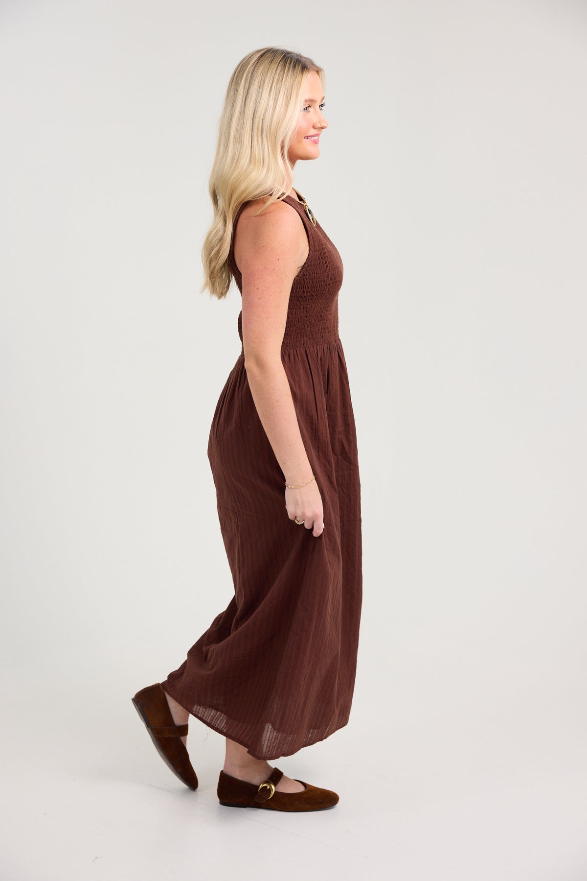 THML Sleeveless Smocked Pattern Midi Dress