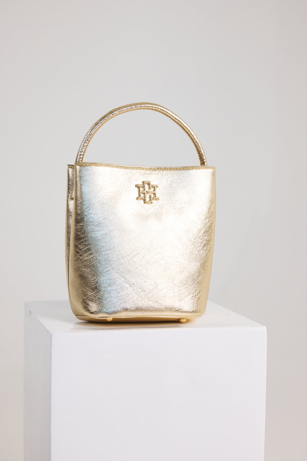 Caroline Hill Breyer Bucket Bag