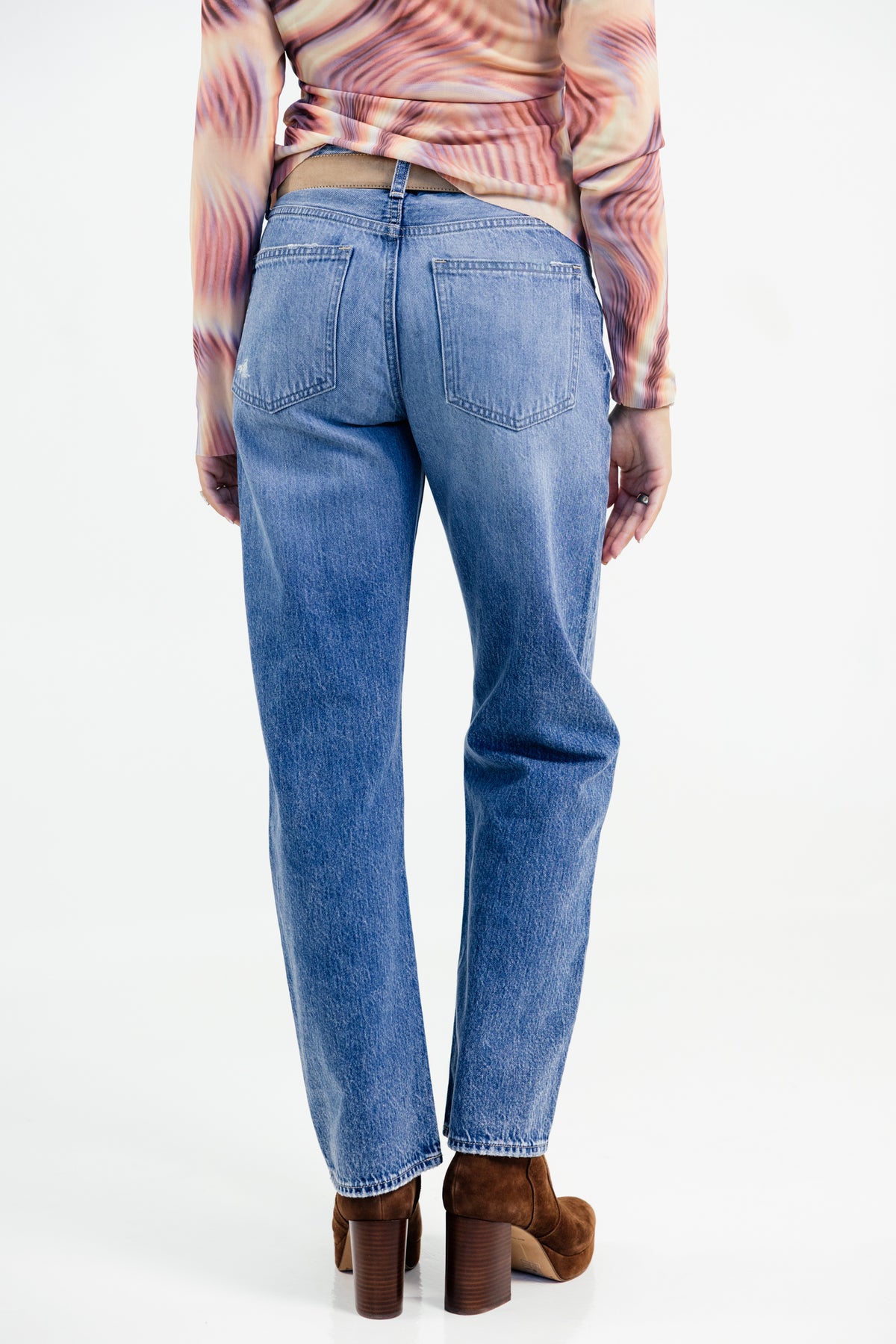 PISTOLA Lexi Mid Rise Bowed Straight