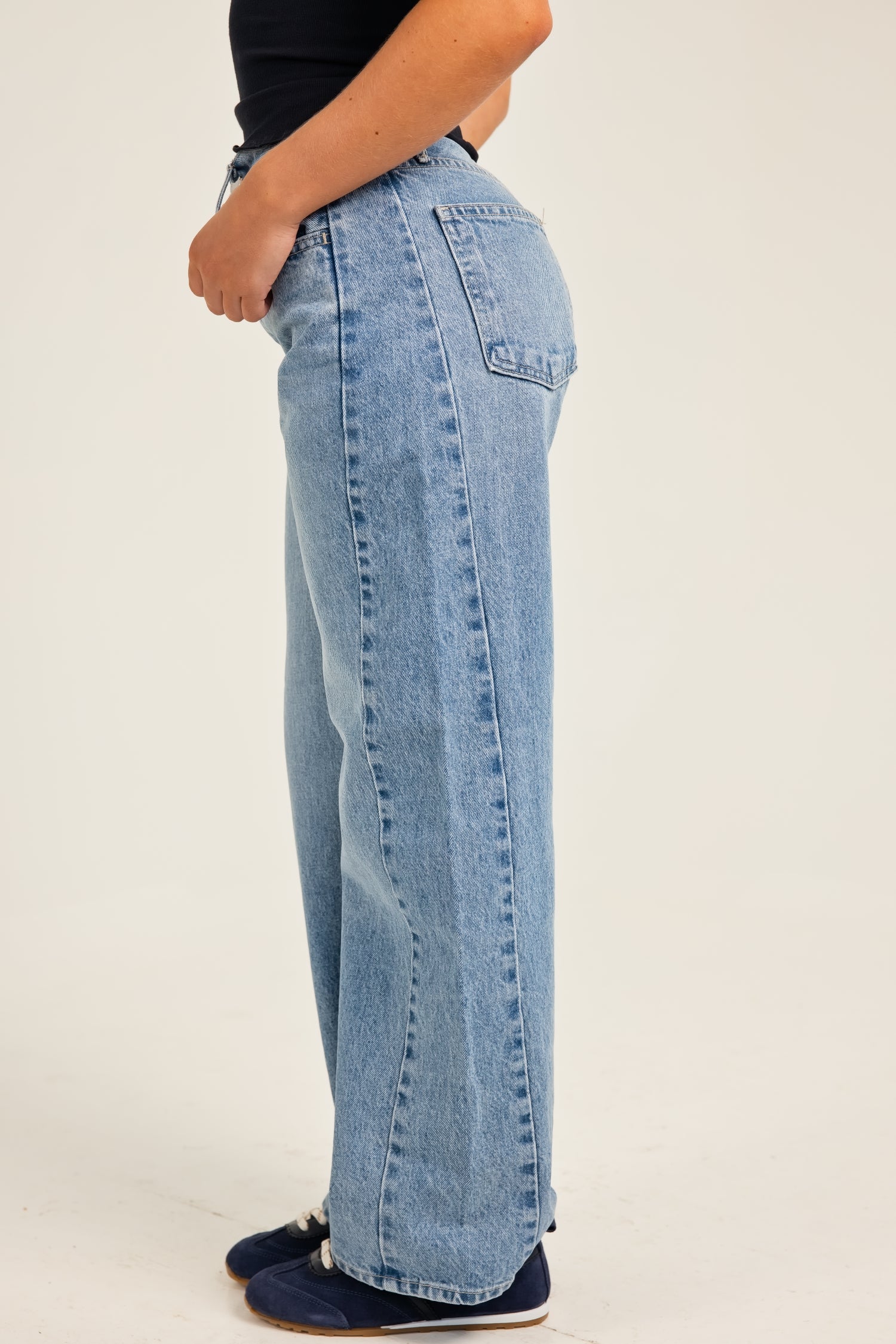 Just Black Denim Barrel Jean Twist