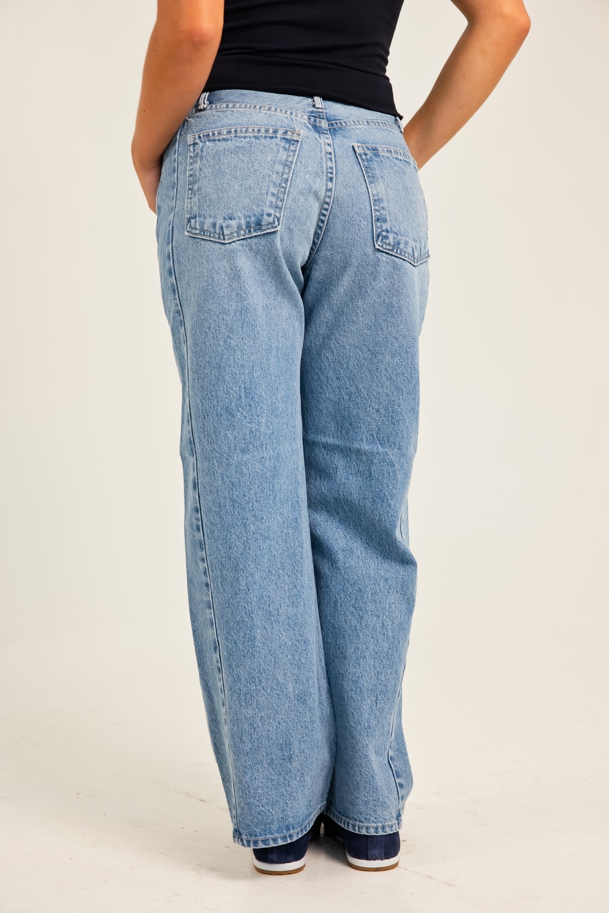 Just Black Denim Barrel Jean Twist