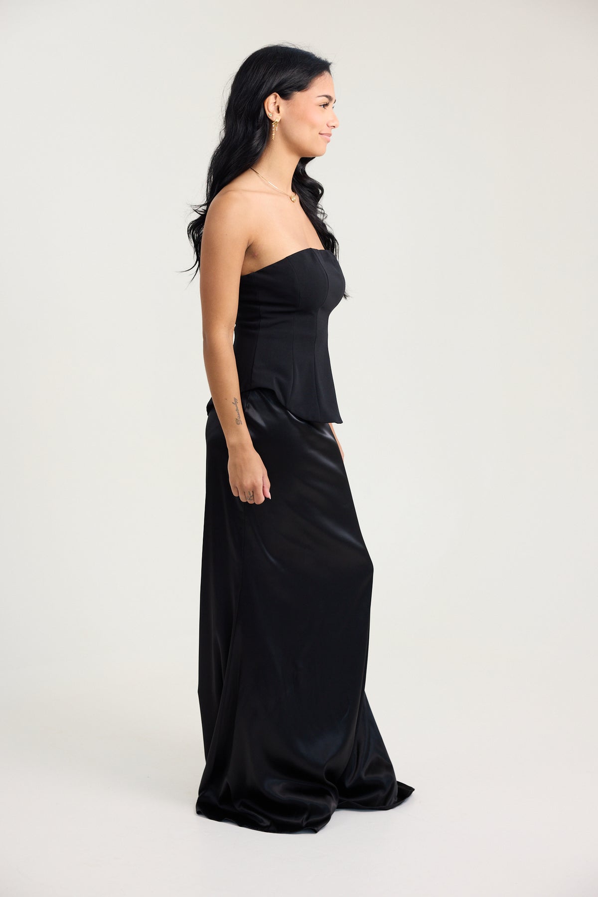 Lulu's Natalia Strapless Mixed Material Maxi