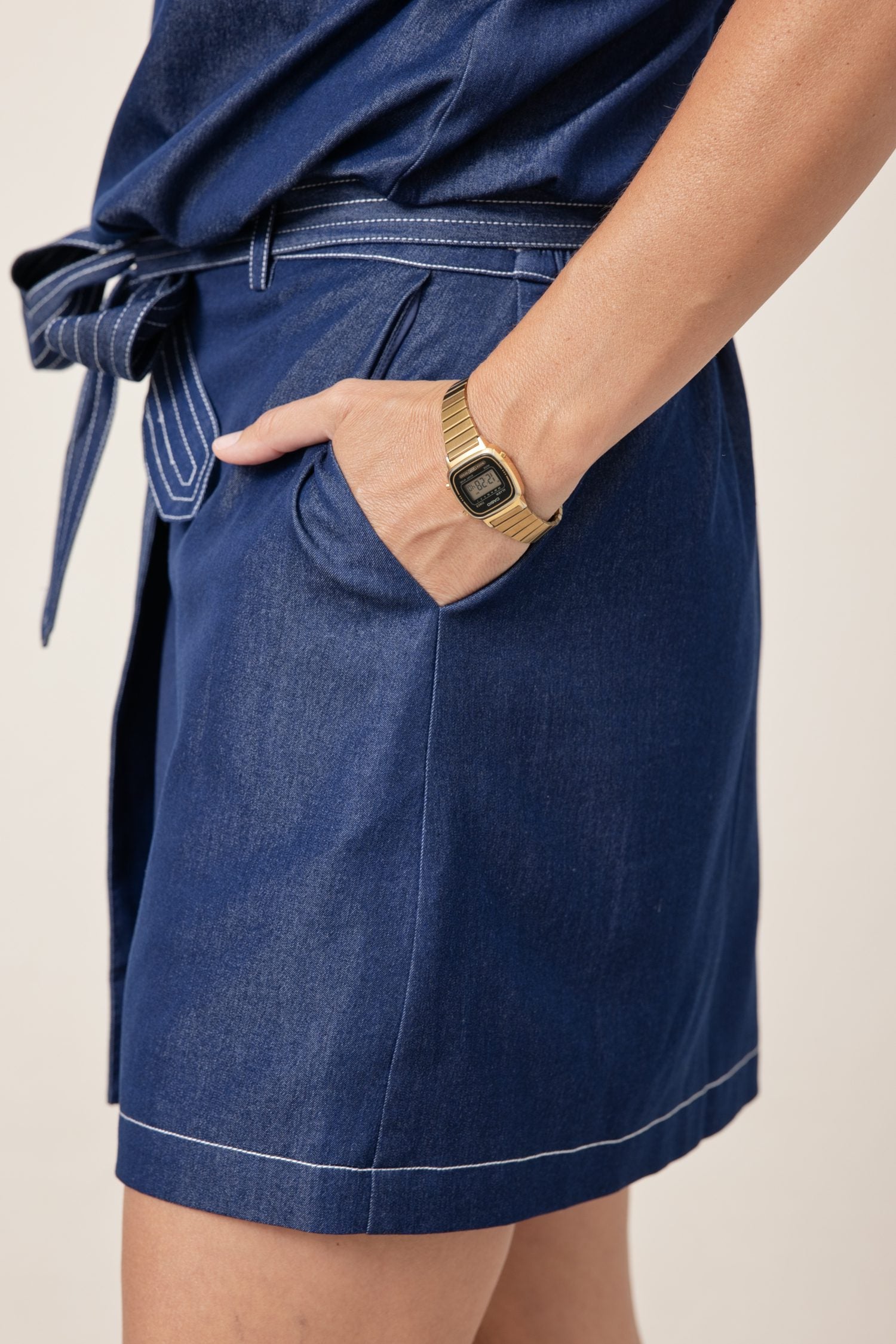 The Clo Topstitched Mini Skirt