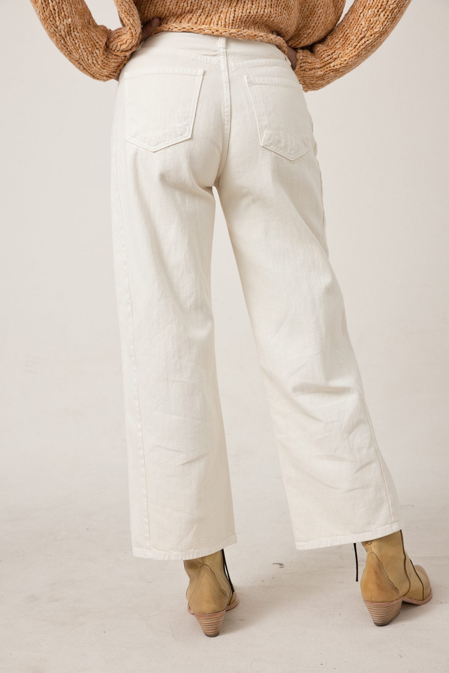 Just Black Denim Barrel Jean Twist