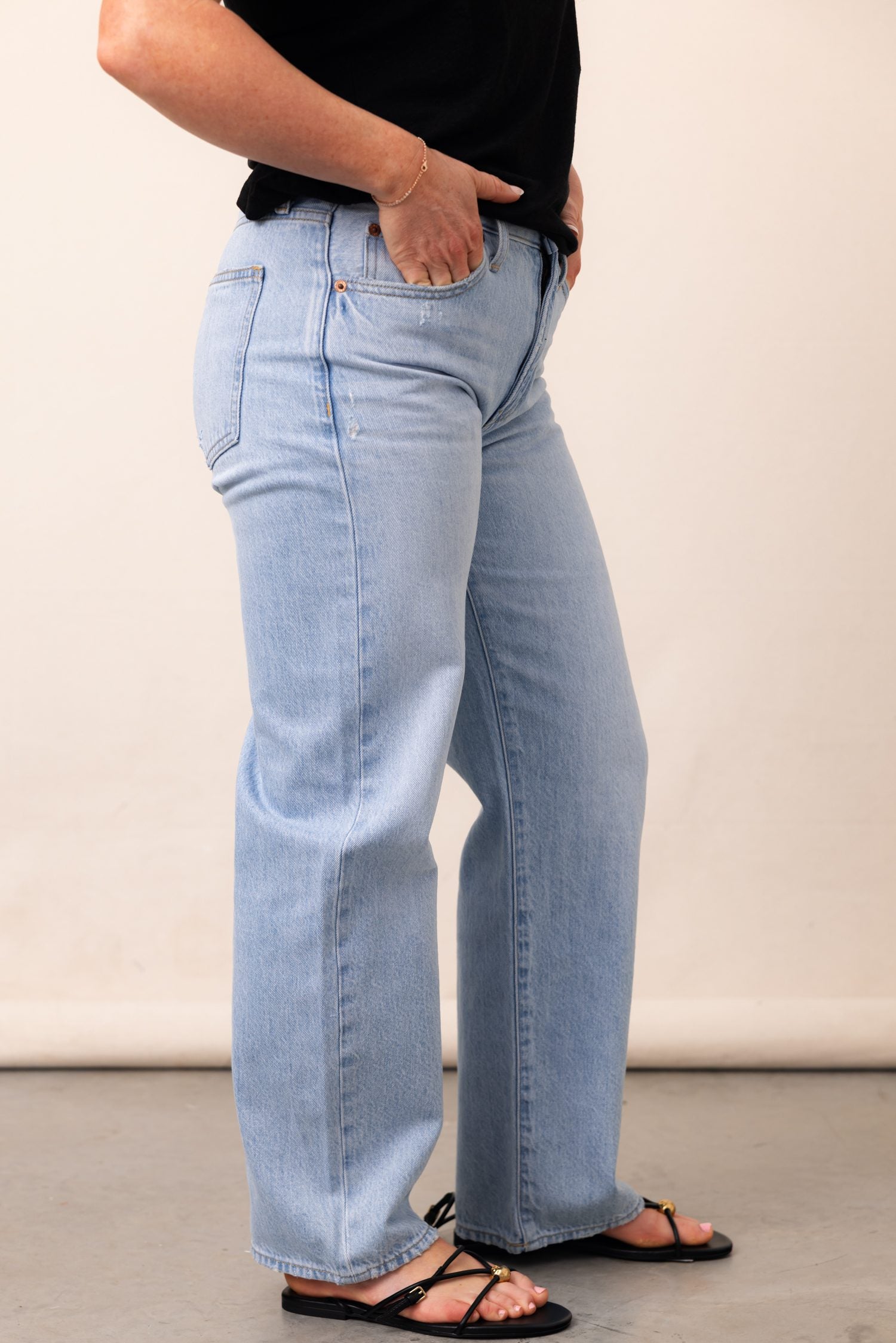 PISTOLA Lexi Mid Rise Bowed Straight