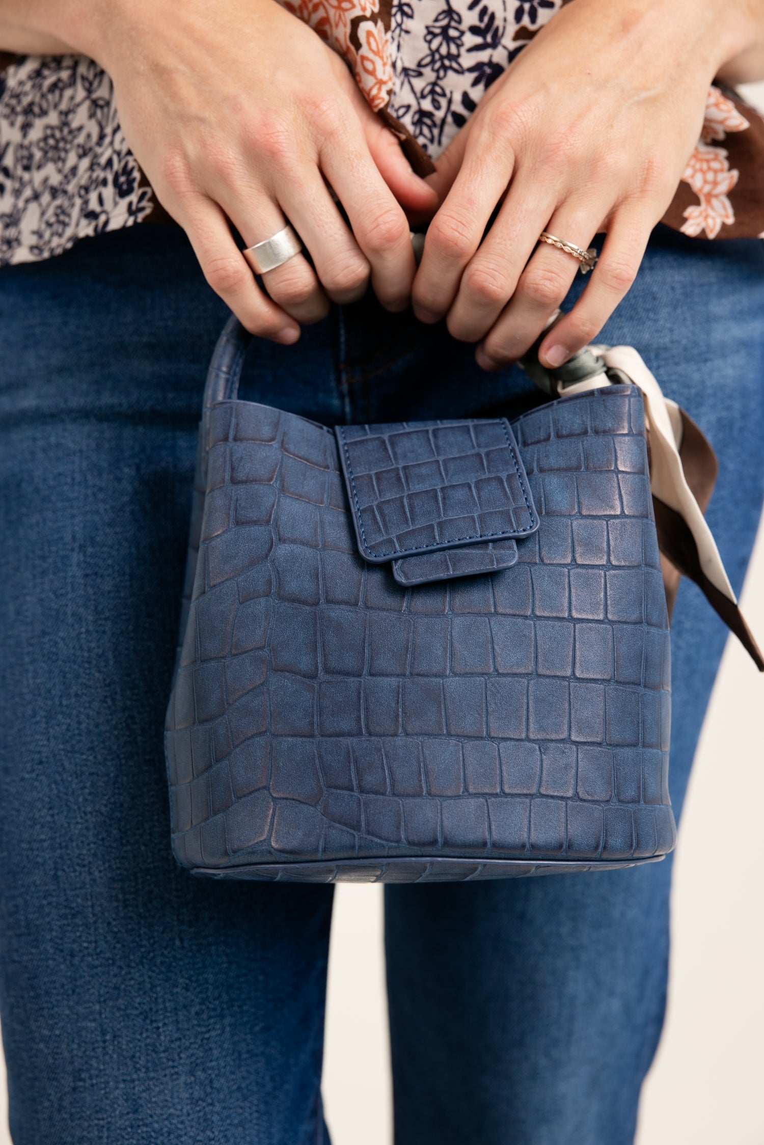 The Brevel Croc Bucket Bag