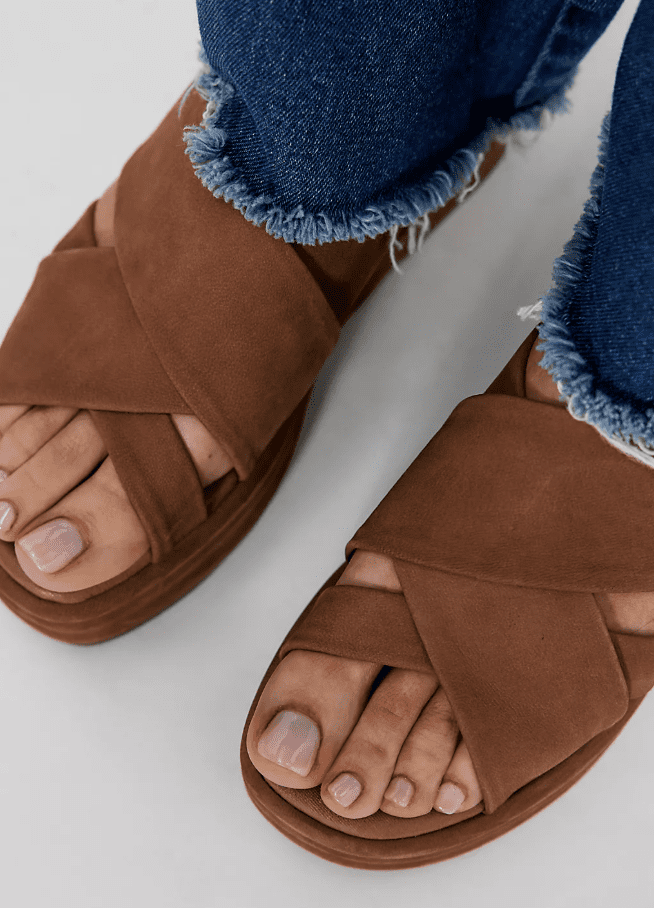 Free People Wanderbay Flatform