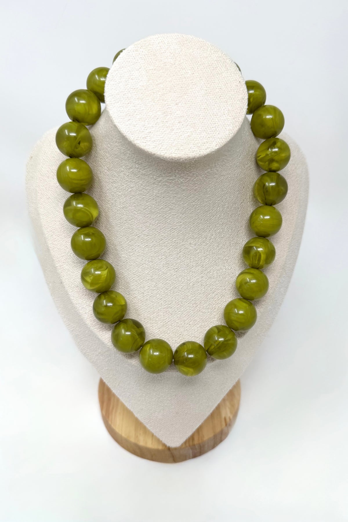 #color_Chartreuse